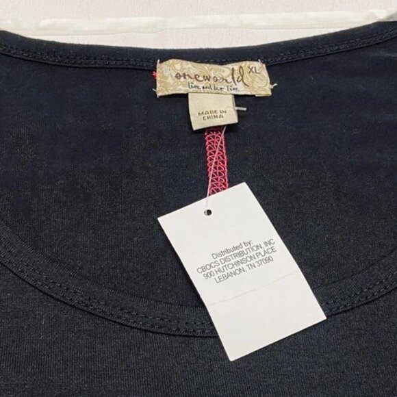 One World Women's XL Tee Black Sugar Skull Rhinestone Soft Day Of The Dead NWT - Picture 3 of 7